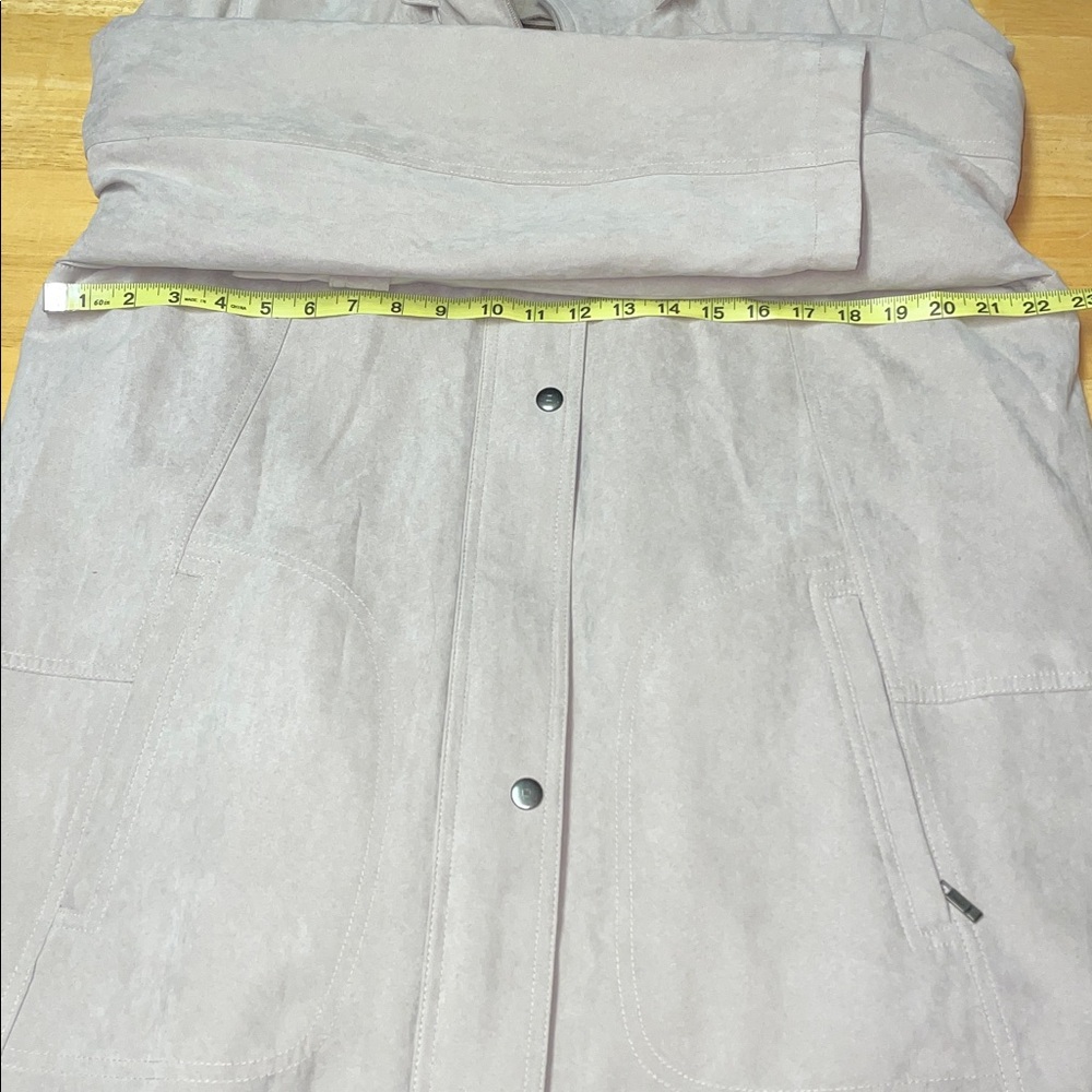 NWT Gallery Women's Tan Trench Coat. Removable liner and hood. Size Large. - Picture 11 of 15